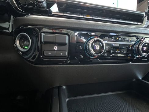 Certified 2025 GMC Sierra 2500 SLT w/ SLT Premium Package image 26