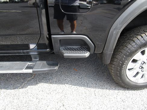 Used 2020 GMC Sierra 2500 Denali w/ Denali Ultimate Package image 26