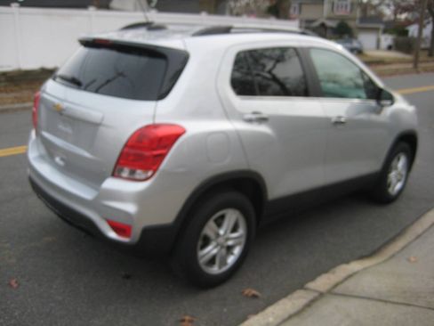 Used 2019 Chevrolet Trax LT w/ Driver Confidence Package AWD/4WD image 5