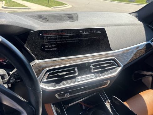 Used 2019 BMW X5 xDrive40i w/ Premium Package 2 AWD/4WD image 17
