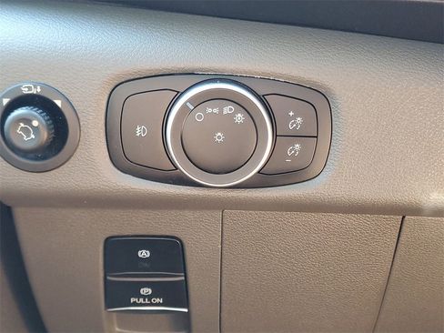 Used 2023 Ford Transit 350 XLT image 24