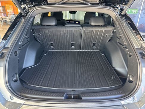 New 2026 Chevrolet Equinox EV LT image 11