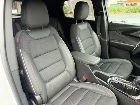 Used 2023 Chevrolet TrailBlazer RS w/ Convenience Package FWD image 28
