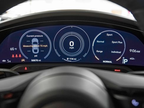 Certified 2022 Porsche Taycan Turbo image 16