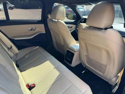 Used 2022 BMW 330i Sedan w/ Driving Assistance Package image 22