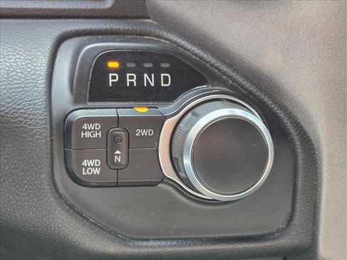 Used 2021 RAM 2500 Tradesman w/ Chrome Appearance Group AWD/4WD image 12