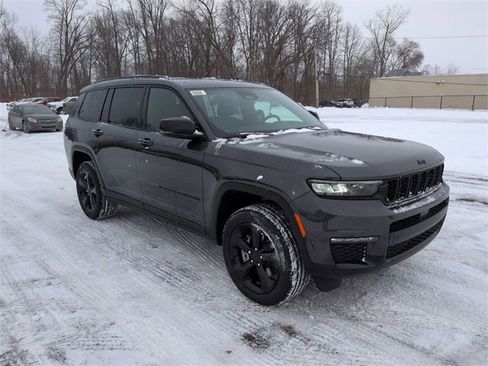 New 2025 Jeep Grand Cherokee L Limited image 7