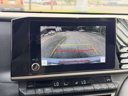 Certified 2025 Toyota Camry LE AWD/4WD image 4