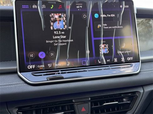 New 2026 Volkswagen Tiguan SE image 14