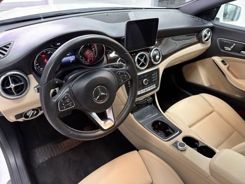 Used 2019 Mercedes-Benz CLA 250 image 26