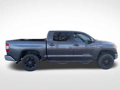 Used 2016 Toyota Tundra SR5 image 4