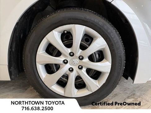 Used 2023 Toyota Corolla LE image 45
