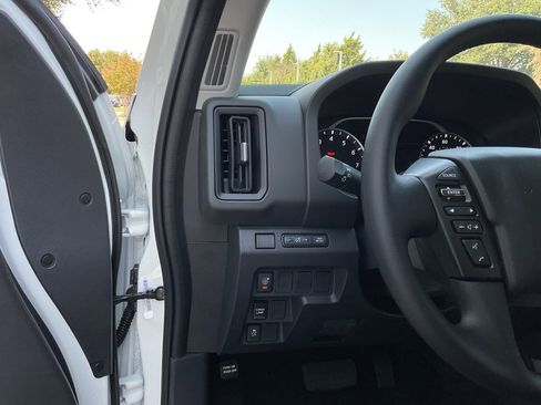New 2026 Nissan Frontier S image 28