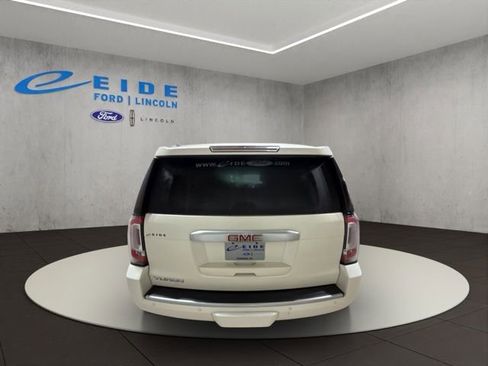 Used 2015 GMC Yukon Denali w/ Touring Package AWD/4WD image 9