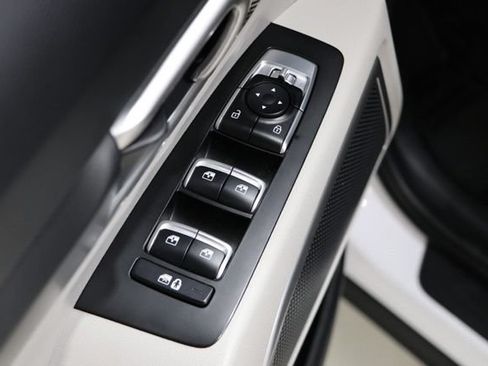 Used 2022 Kia Telluride S AWD/4WD image 20