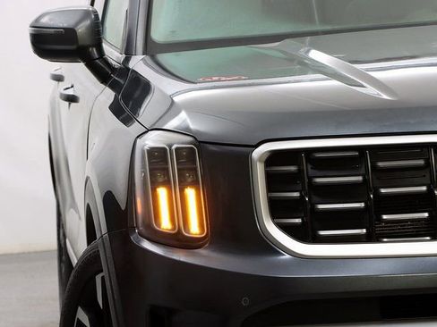 Used 2024 Kia Telluride SX image 4