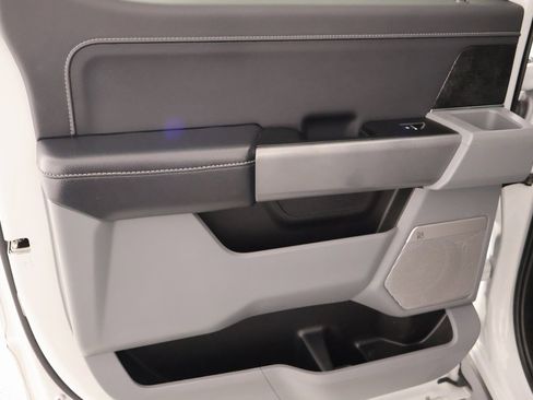 Used 2024 Ford F150 Lightning Flash image 18