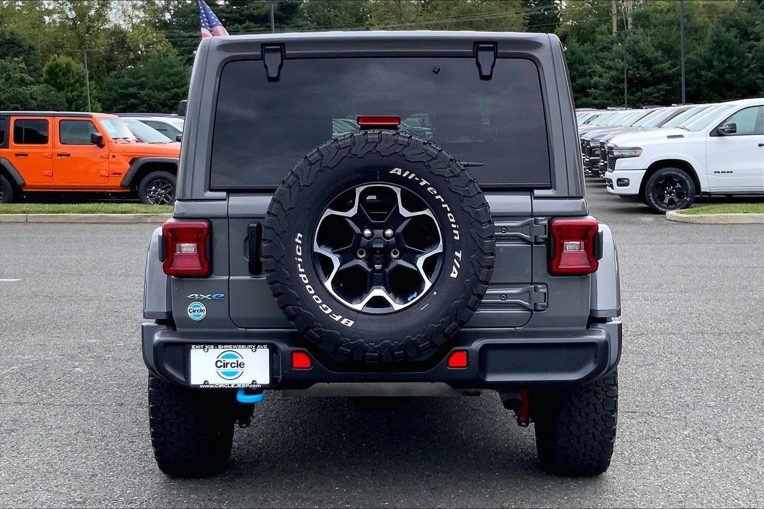 Certified 2023 Jeep Wrangler Unlimited Rubicon 4xe w/ Cold Weather Group AWD/4WD image 4