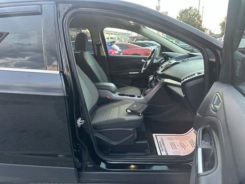 Used 2016 Ford Escape SE AWD/4WD image 17