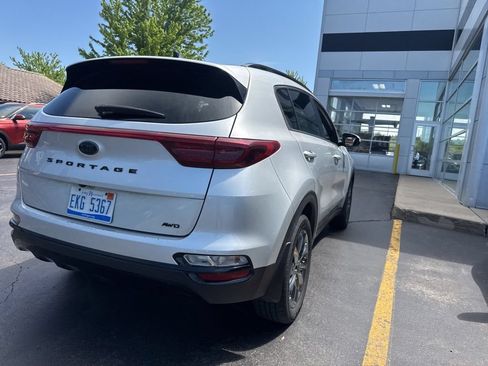 Used 2021 Kia Sportage S w/ S AWD Premium Package image 12
