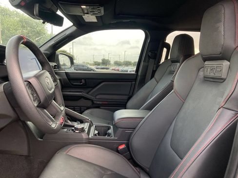 Used 2026 Toyota Tacoma TRD Pro AWD/4WD image 10