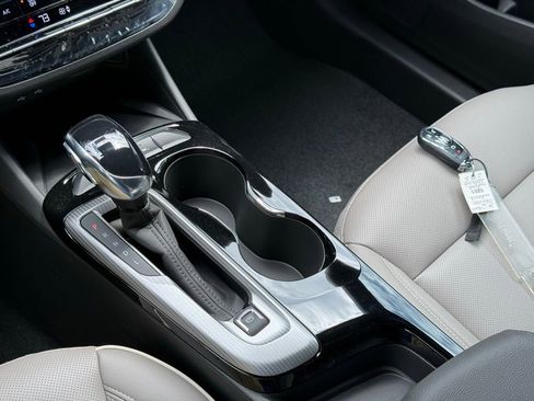 New 2026 Buick Envista Avenir FWD image 28