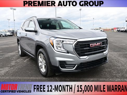 Used 2023 GMC Terrain SLE w/ Driver Convenience Package image 1