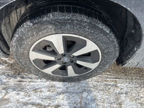 Used 2018 Subaru Forester 2.5i Premium image 19