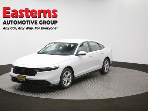 Used 2025 Honda Accord LX image 56
