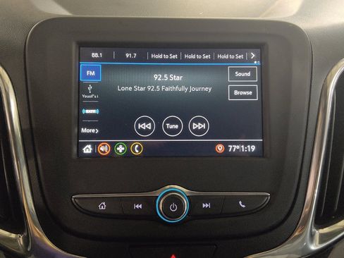 Used 2019 Chevrolet Equinox LT FWD image 25