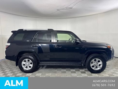 Used 2021 Toyota 4Runner SR5 AWD/4WD image 4