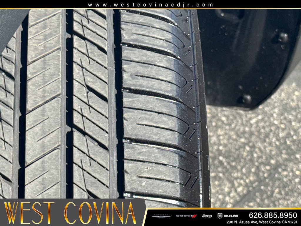 Used 2024 Kia Sorento S FWD image 18