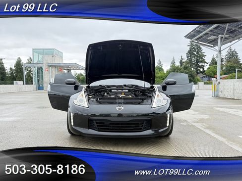 Used 2014 Nissan 370Z Touring w/ Navigation Package RWD image 30