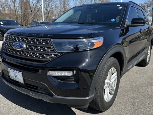 Used 2022 Ford Explorer XLT w/ Equipment Group 202A AWD/4WD image 5