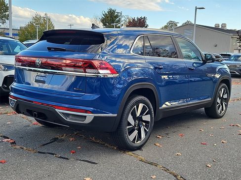 New 2026 Volkswagen Atlas Cross Sport SEL image 2