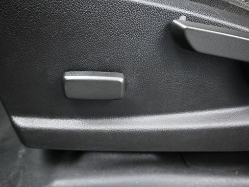 Used 2021 Chevrolet Colorado LT w/ Fleet Safety Package RWD image 28