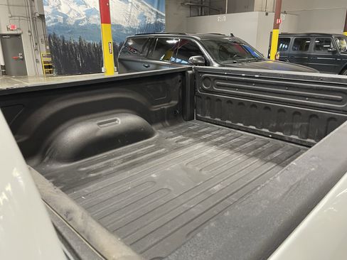 Used 2019 RAM 2500 Big Horn AWD/4WD image 12