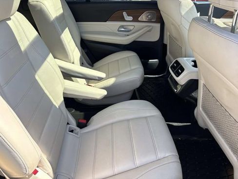 Used 2022 Mercedes-Benz GLS 450 4MATIC image 22