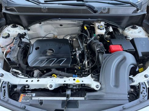 Used 2025 Buick Encore GX Preferred FWD image 30