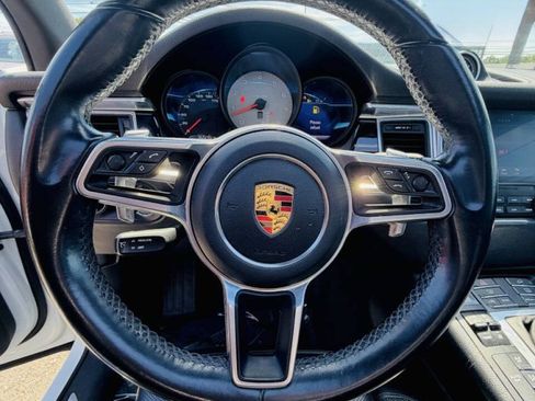 Used 2018 Porsche Macan S w/ Premium Package Plus AWD/4WD image 9