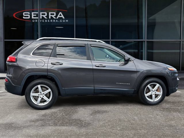 Used 2014 Jeep Cherokee Latitude AWD/4WD image 6