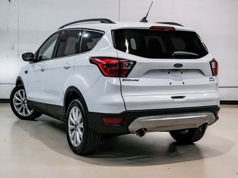 Used 2019 Ford Escape SEL image 13