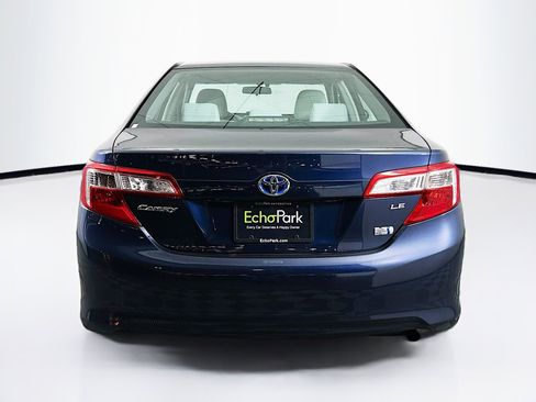 Used 2014 Toyota Camry LE image 7