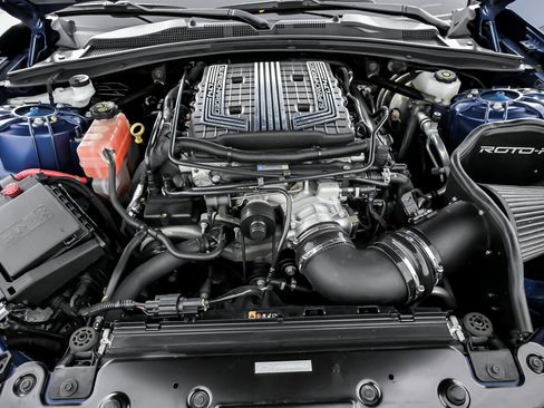 Used 2021 Chevrolet Camaro ZL1 image 17