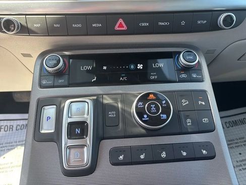 Used 2024 Hyundai Palisade Calligraphy image 14