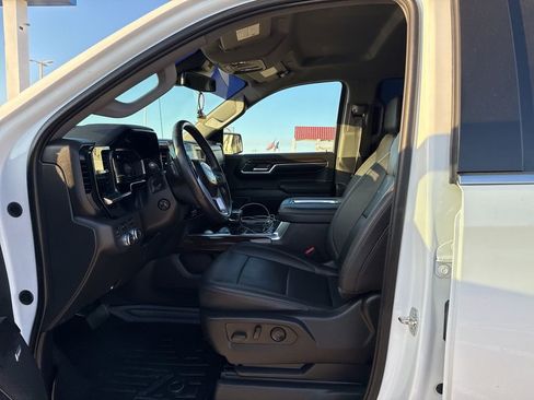 Used 2022 GMC Sierra 1500 SLT image 9