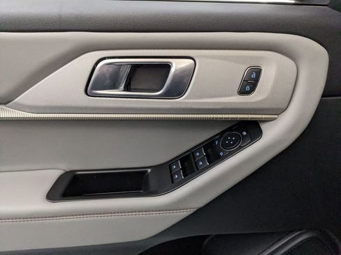 New 2025 Ford Explorer Active w/ Active Comfort Package image 21