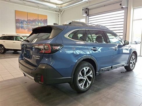 Certified 2022 Subaru Outback Touring w/ Popular Package #2 image 6