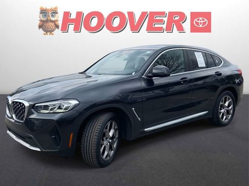 Used 2022 BMW X4 xDrive30i w/ Parking Assistance Package image 6