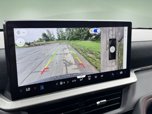 Used 2025 Ford Explorer ST AWD/4WD image 19